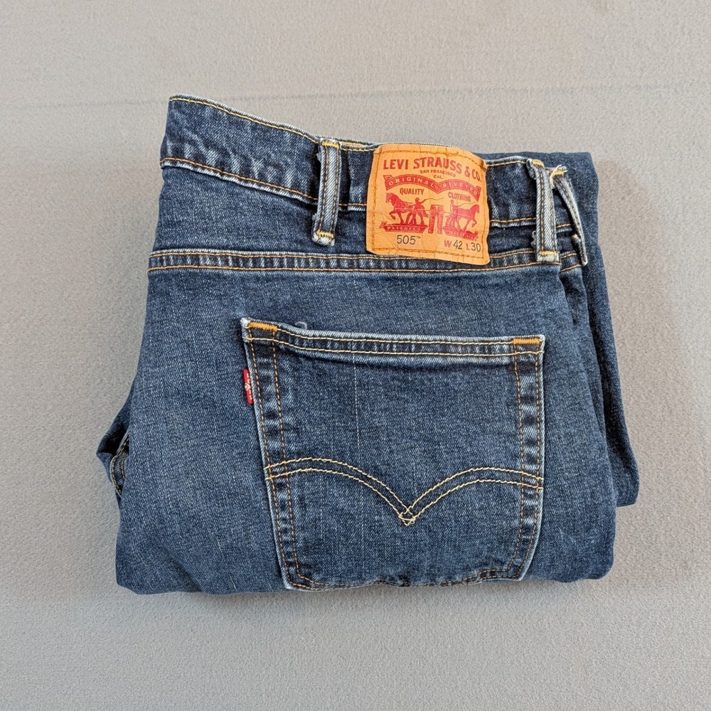 Levis 505 Regular Fit Straight Leg Denim Jeans Mens 42x30 Medium Wash
